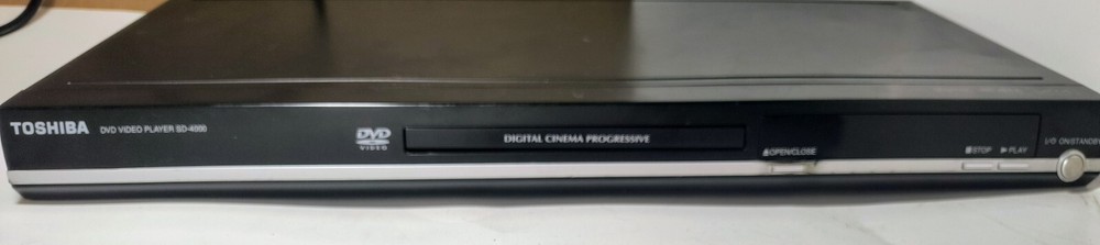 Toshiba SD-4000 High-Quality DVD Player with Advanced Playback