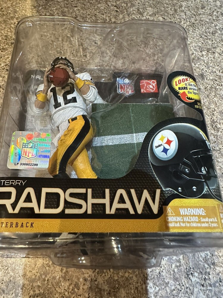 McFarlaneNFL  Series 26 Of Terry Bradshaw Rookie Piece In P . Steelers  Uniform.