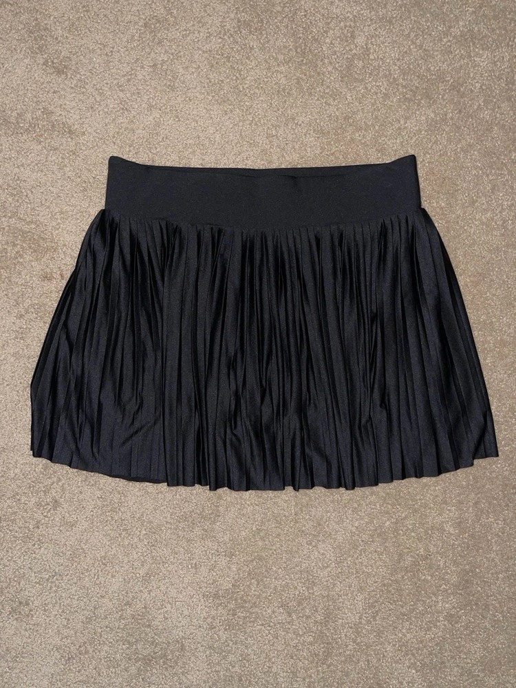 Cobble Lane Black Pleated Bubble Mini Skirt with Under Shorts Size L