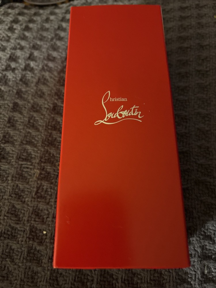 Christian Louboutin Rouge Lipstick Velvet Matte 001