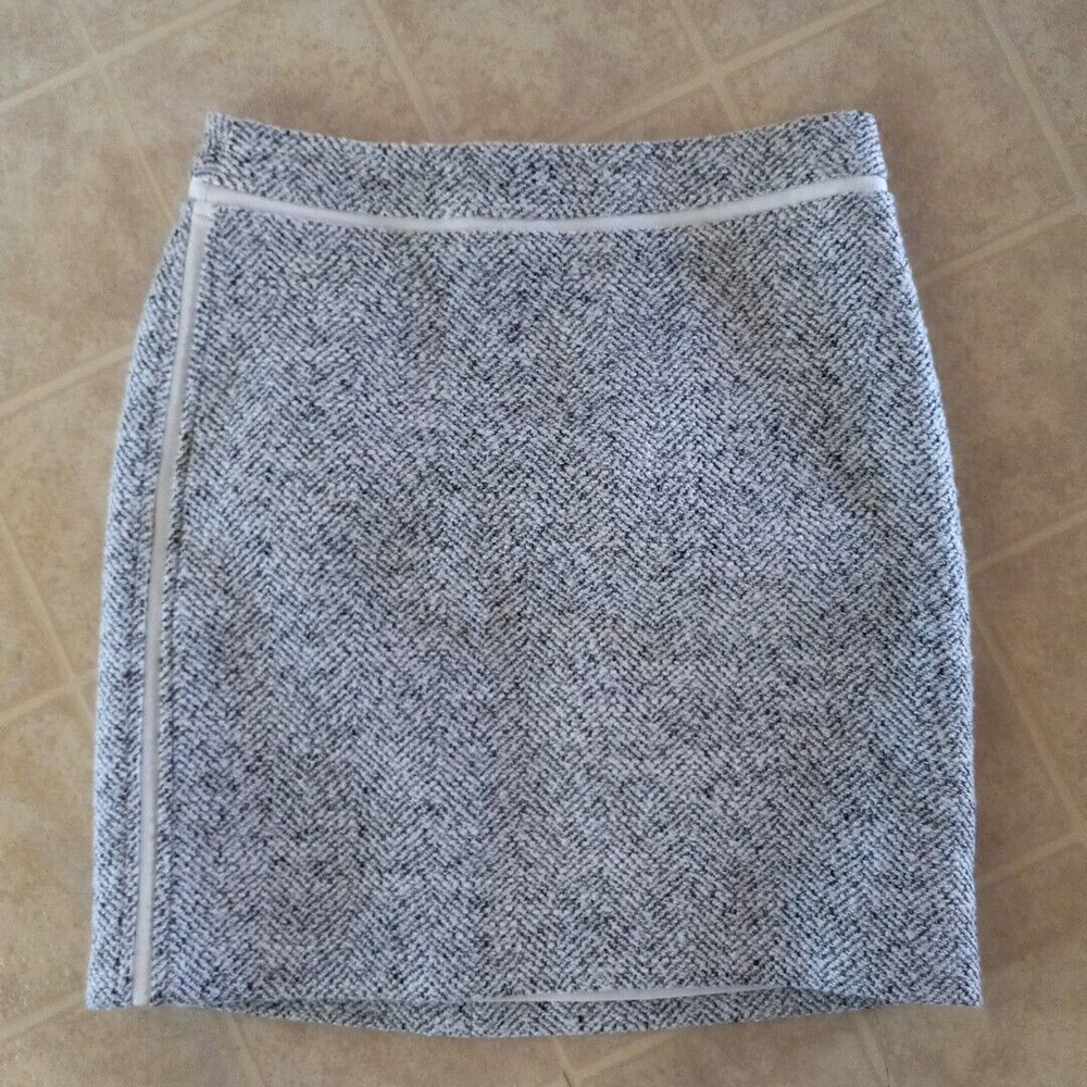 White House Black Market Women's Lined Tweed Office Skirt Size 2