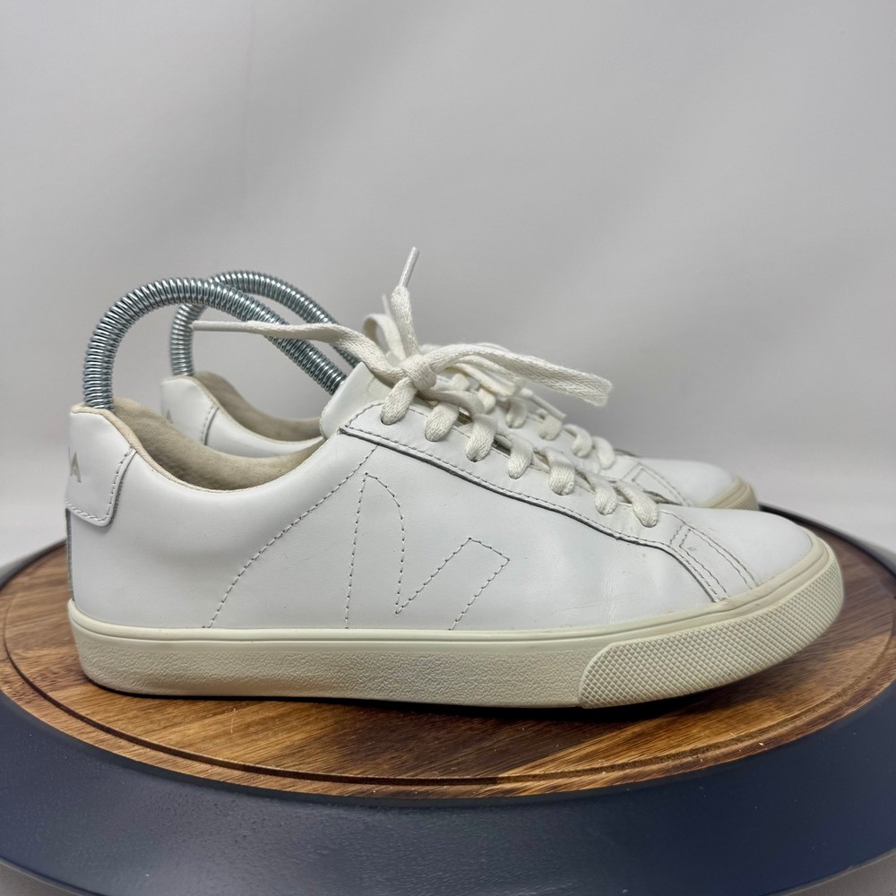 VEJA Esplar Women's White Leather Sneakers Size 6 Low Top Lace-Up
