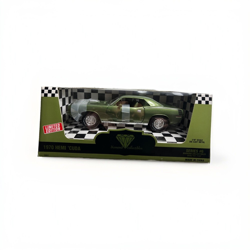 ERTL AMERICAN MUSCLE #29057 1/18 SCALE '70 HEMI CUDA DIAMOND COLLECTIBLES NEW