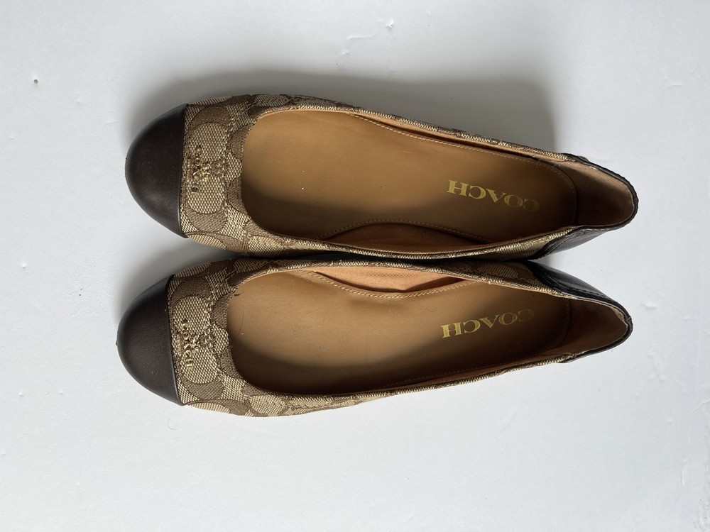Coach Chelsea Flats Womens Size 7  Tan Fabric Brown Leather