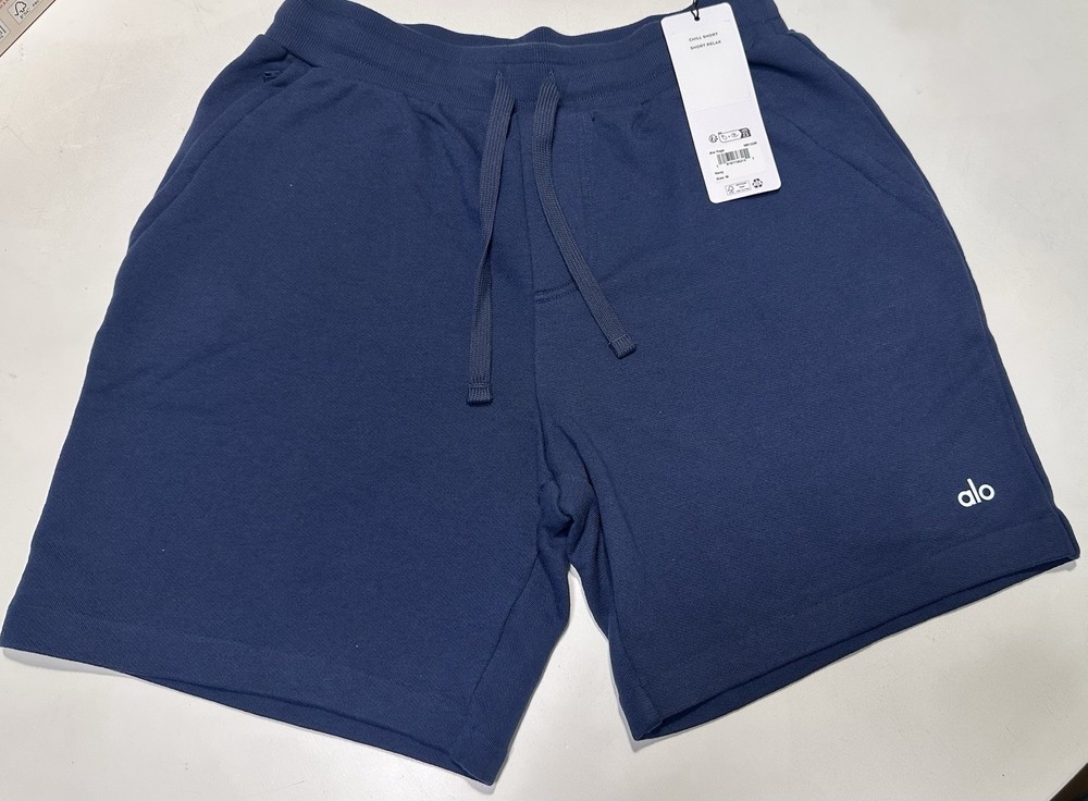 Alo Men’s Chill Shorts Navy Blue Medium Drawstring Elastic Waist Pockets