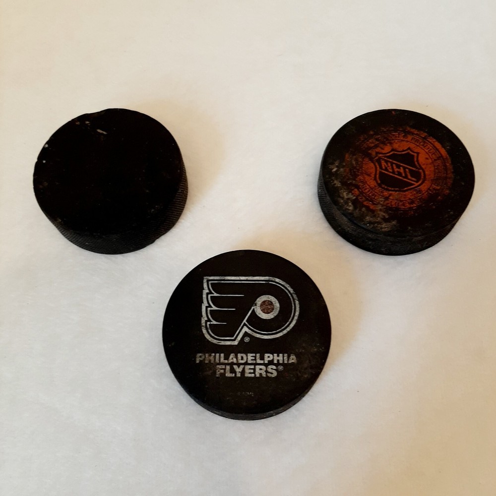 Hockey Pucks NHL Philadelphia Flyers Official Lot of 3 ~Issues Please READ~
