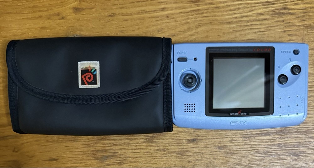 Neo Geo Pocket Color Platinum Blue