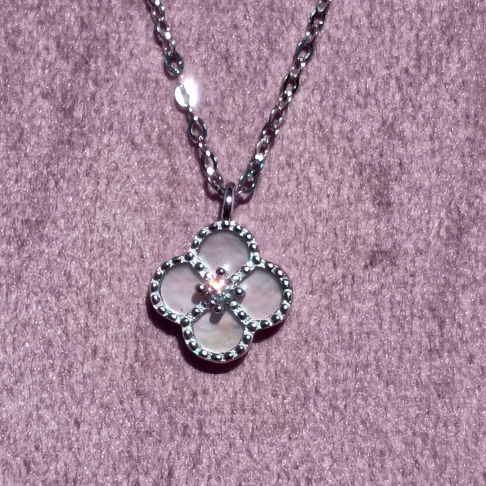 925 Sterling Silver Mother of Pearl Clover Pendant Necklace CZ Dainty Elegant