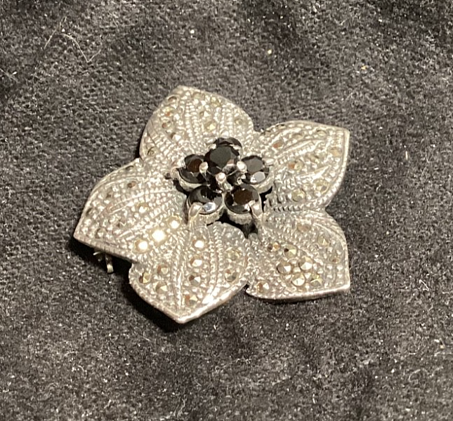 925 Silver, Black Stones Brooch Marcasite Flower Pin 1.25