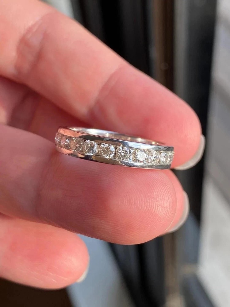 2.5Ct Round Cut Natural Diamond 18K White Gold Anniversary Eternity Band Ring