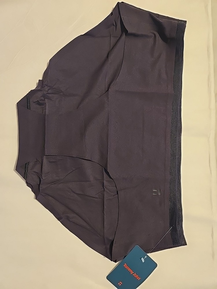 Women’s NWT Tommy Air Black Feather Light Underwear Size Large