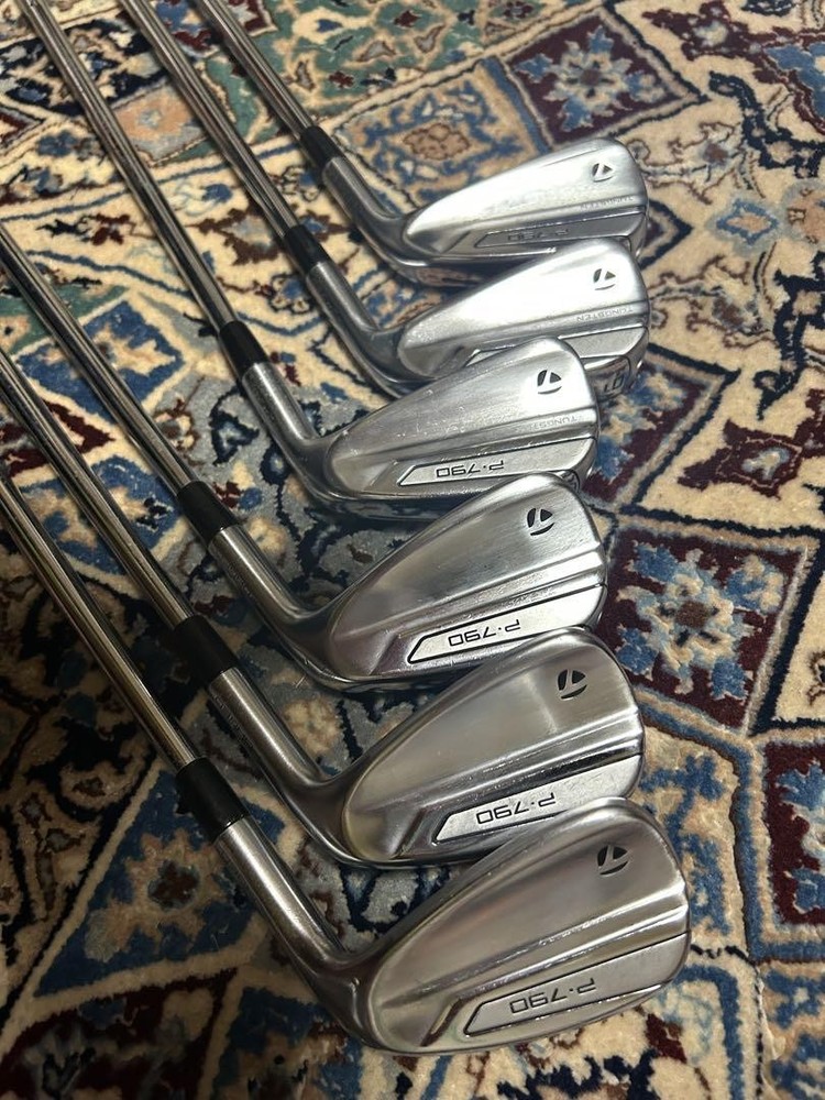 TaylorMade P790 6-Piece Iron Set Golf Clubs 998294