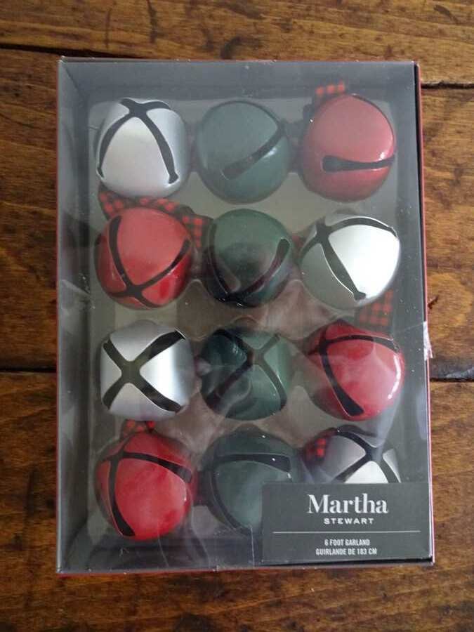 MARTHA STEWART Red Green Silver JINGLE BELLS CHRISTMAS Holiday GARLAND 6FT