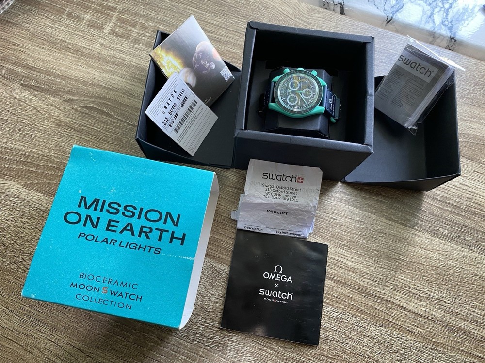OMEGA x Swatch Moonswatch Mission On Earth Polar Lights Edition