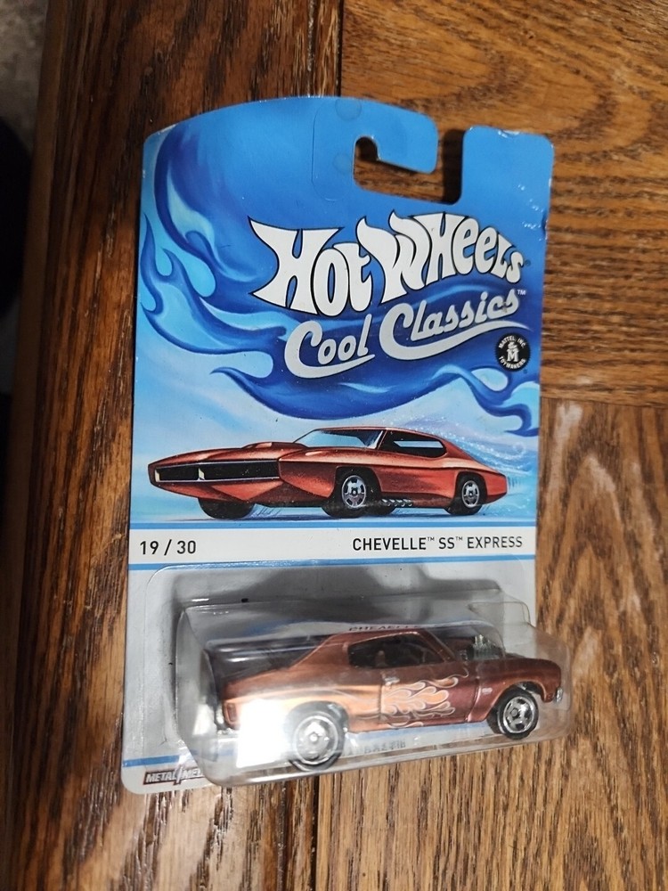 Hot Wheels 2014 Cool Classics 19 of 30 Chevelle SS Express