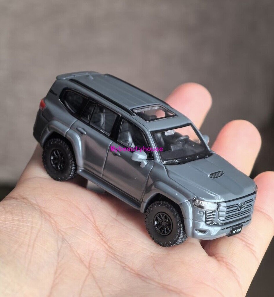 Masdi 1:64 Gray LC300 Land Cruiser ORV SUV Sports Model Diecast Metal Car