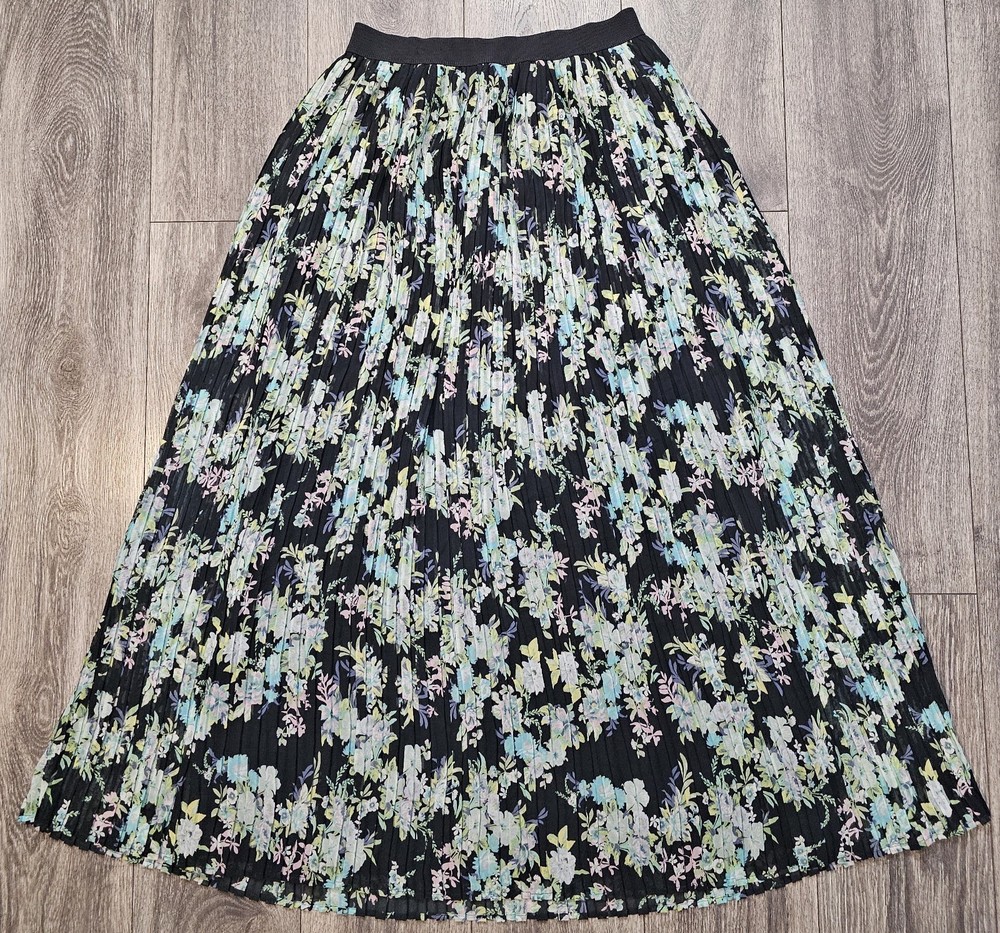 Lauren Conrad Long Pleated Floral Skirt Multicolor Women's Sz Small Summer Beach