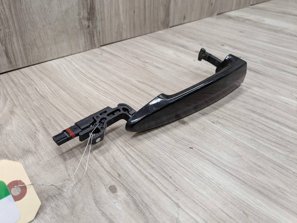 OEM BMW F30 F32 F80 F83 M3 M4 COMFORT ACCESS Front Passenger Door Handle Black