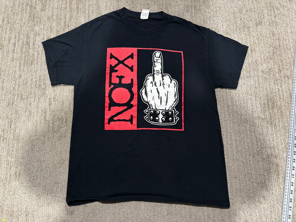 NOFX T Shirt Medium M Mens Vintage Band Merch Tour Black Graphic Tee Punk Rock