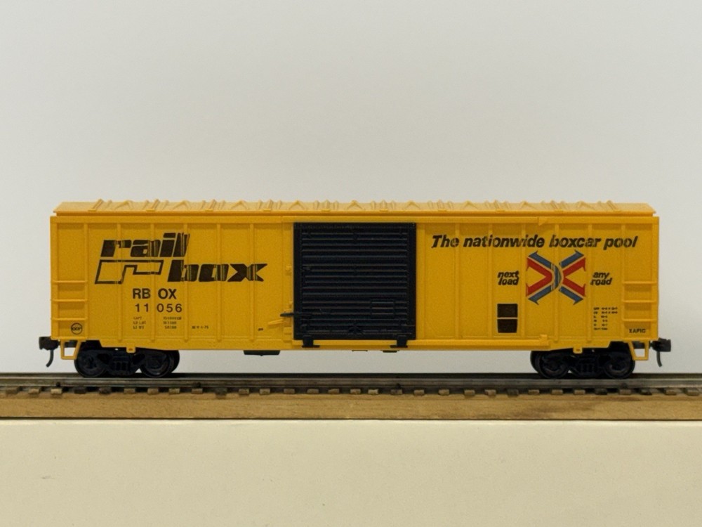 HO, Rail Box, Yellow, Single Door Boxcar #RBOX-11056