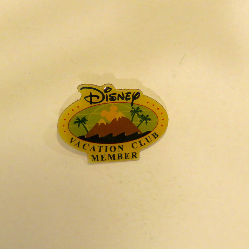 Disney DVC Member Exclusive Yellow Mickey Mouse Pin