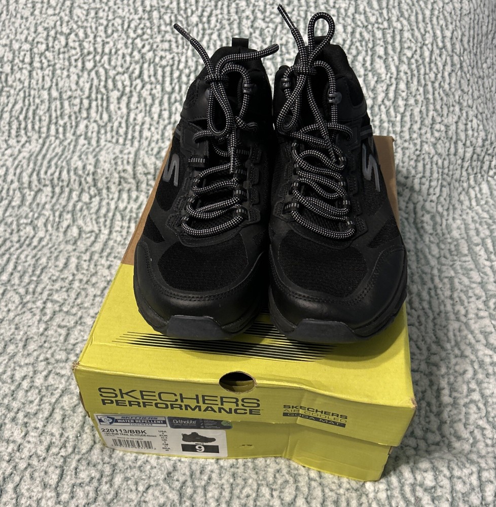 New! Skechers Go Run Trail Altitude Sneakers Air Cooled Goga Mat Insoles Mens 9