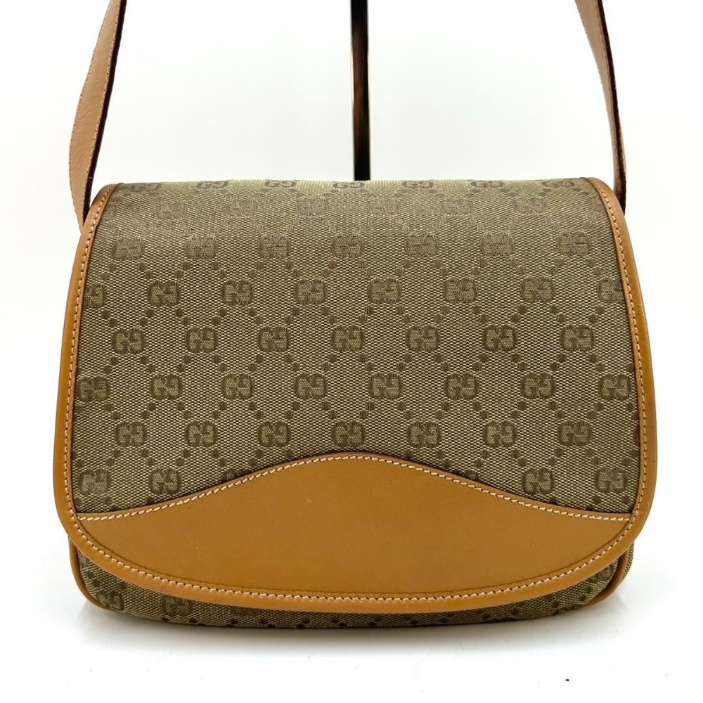 Gucci GG Canvas Flap Shoulder Bag in Beige with Gold Metal Hardware Pre-Owned