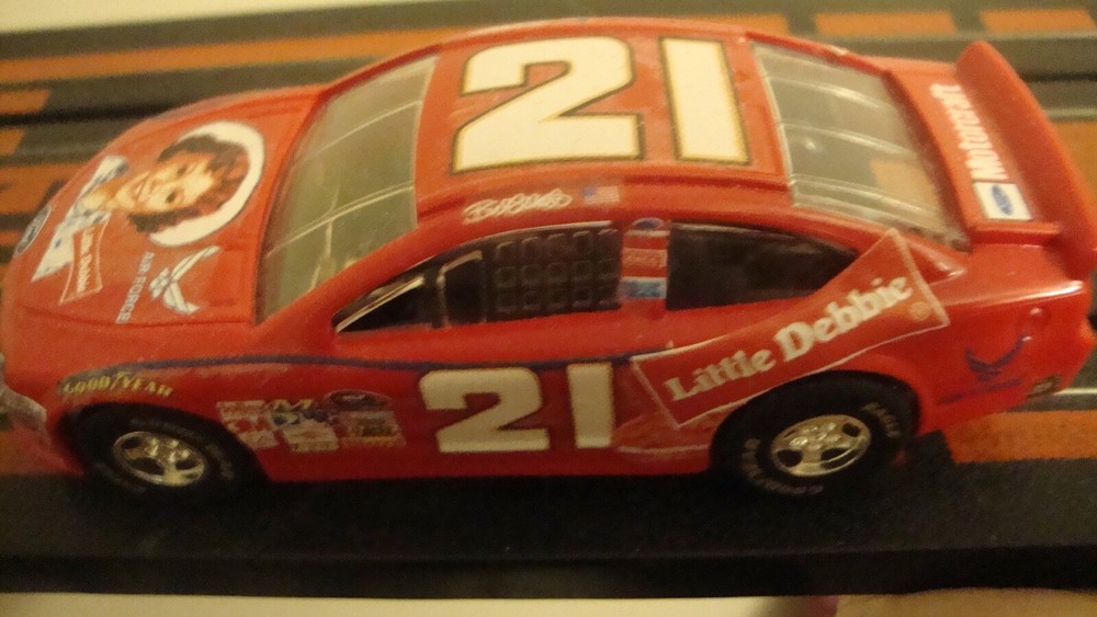 2024 Ford Fusion Bill Elliott Little Debbie Snack #21  AW Super III Slot car
