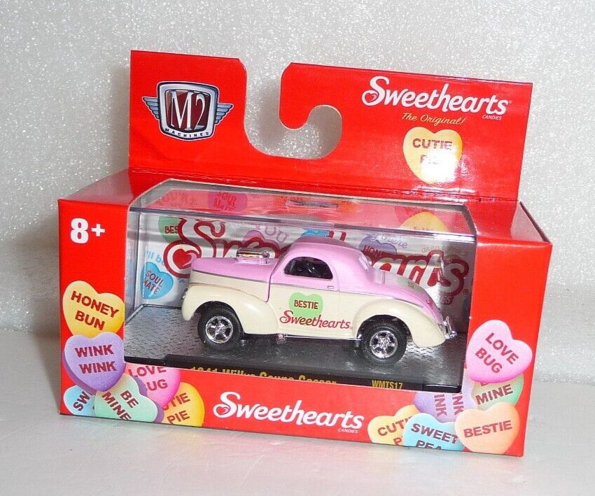 M2 Machines Sweethearts Bestie 1941 Willys Coupe Gasser 1:64 Diecast