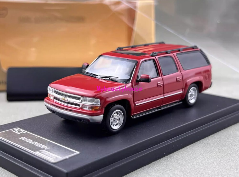 MK 1:64 2003 Red Suburban Full Size SUV Sports Model Diecast Metal Car