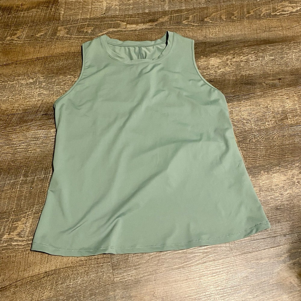 Halara Cut Out Crossover Hem Solid Yoga Tank Top Green Sz Med Activewear