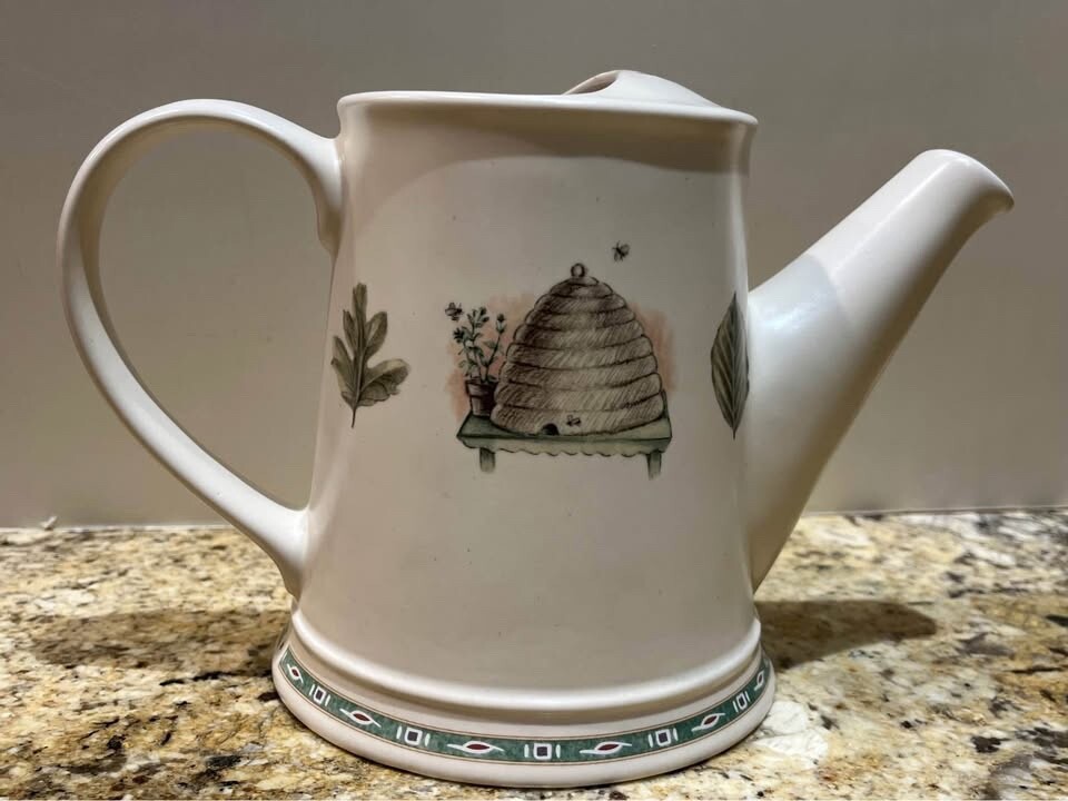Vintage Pfaltzgraff Naturewood Watering Can Pitcher Stoneware Set