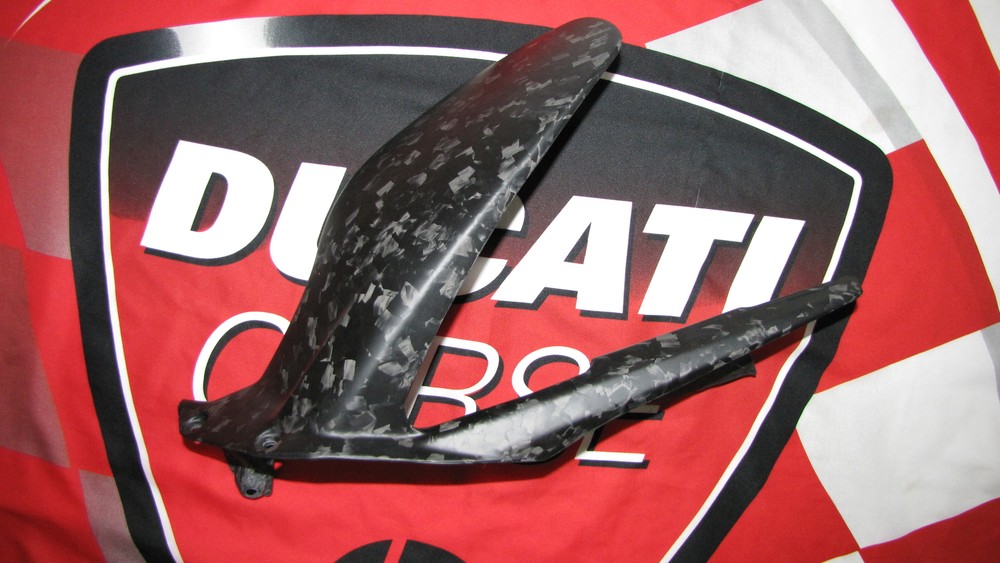 Mh Carbon Forged Matte Rear Wheel Cover Chain Guard Suitable for Ducati Panigal