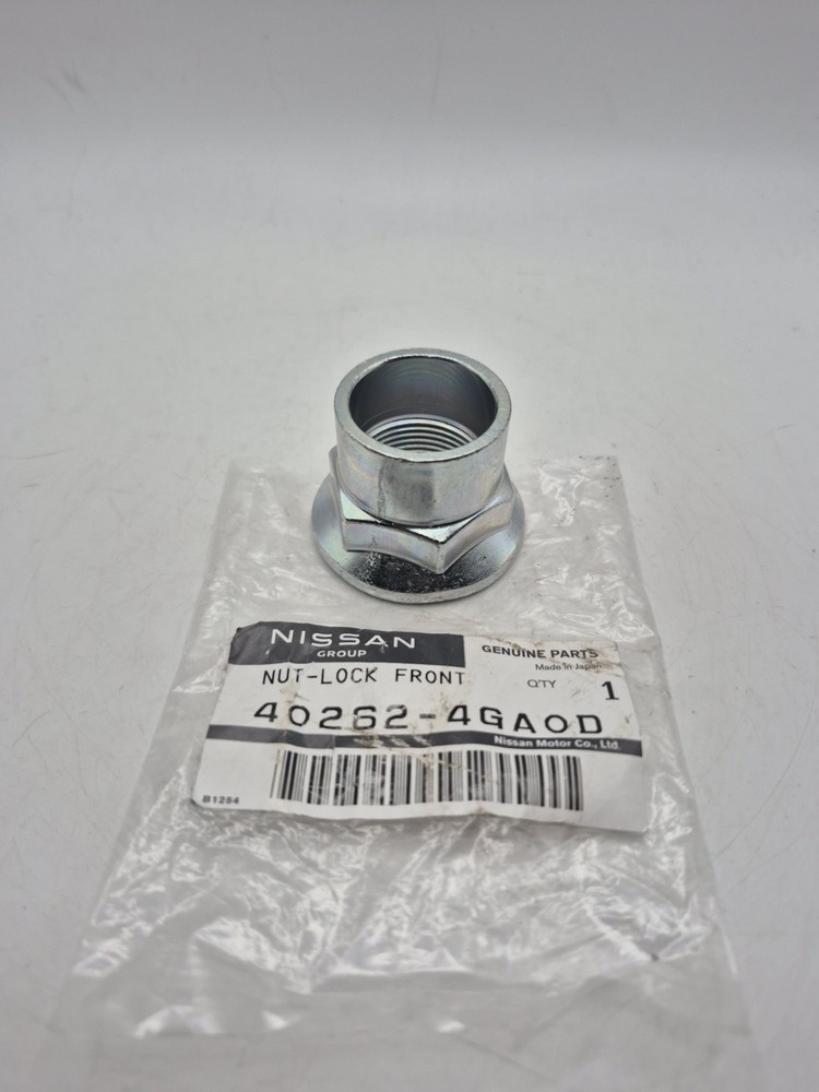 Nissan Leaf Mk2 ZE1E 2018- Genuine Front Driveshaft Locking Nut 402624GA0D OEM