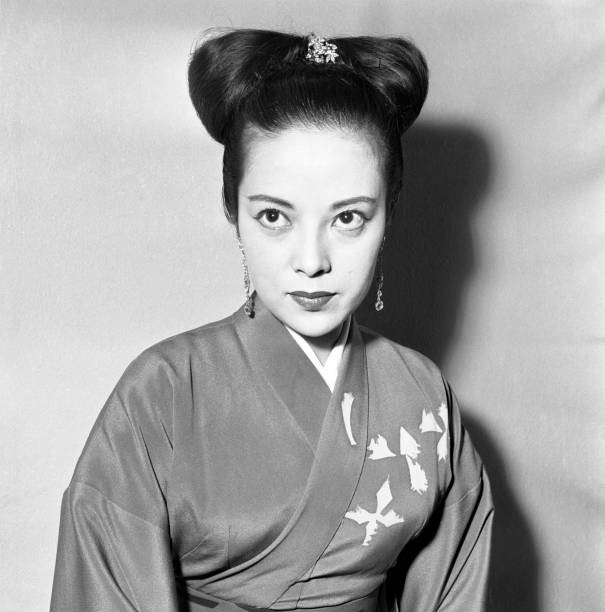 Portrait of Yoshiko Yamaguchi November 6 1953 in Paris Historic Old Photo 1