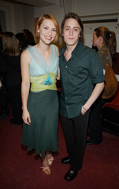 Claire Danes and Kieran Culkin at 2002 VH1 Vogue Fashion Awards Ba- Old Photo 3