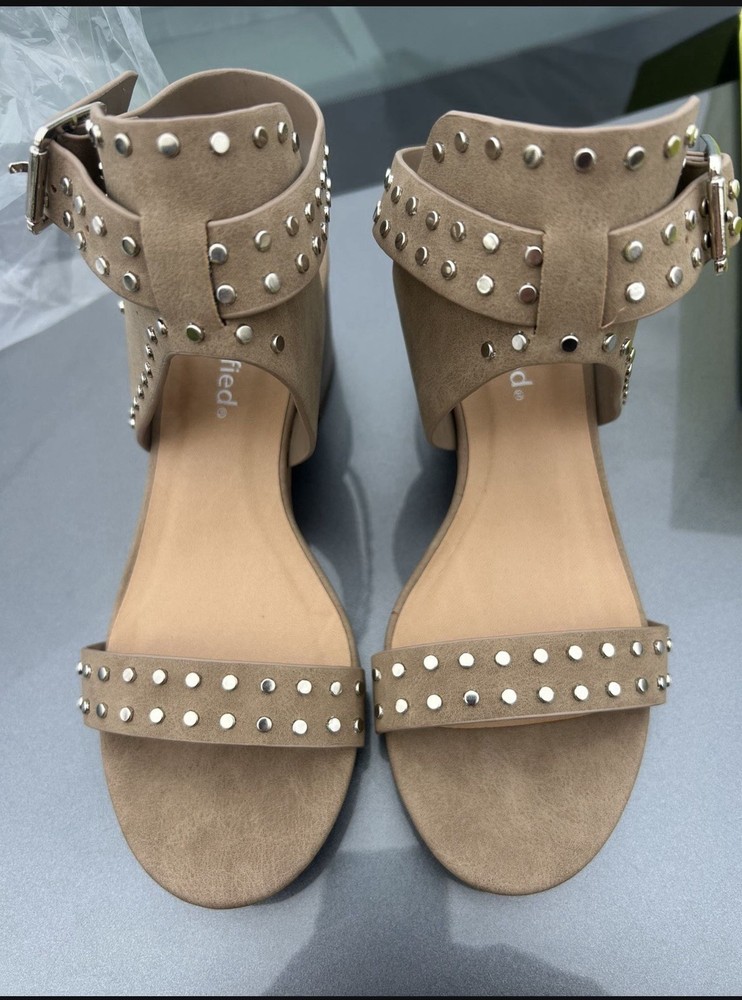 Cityclassified Studded Block Heel Taupe Faux Suede Sandals Women's 5.5