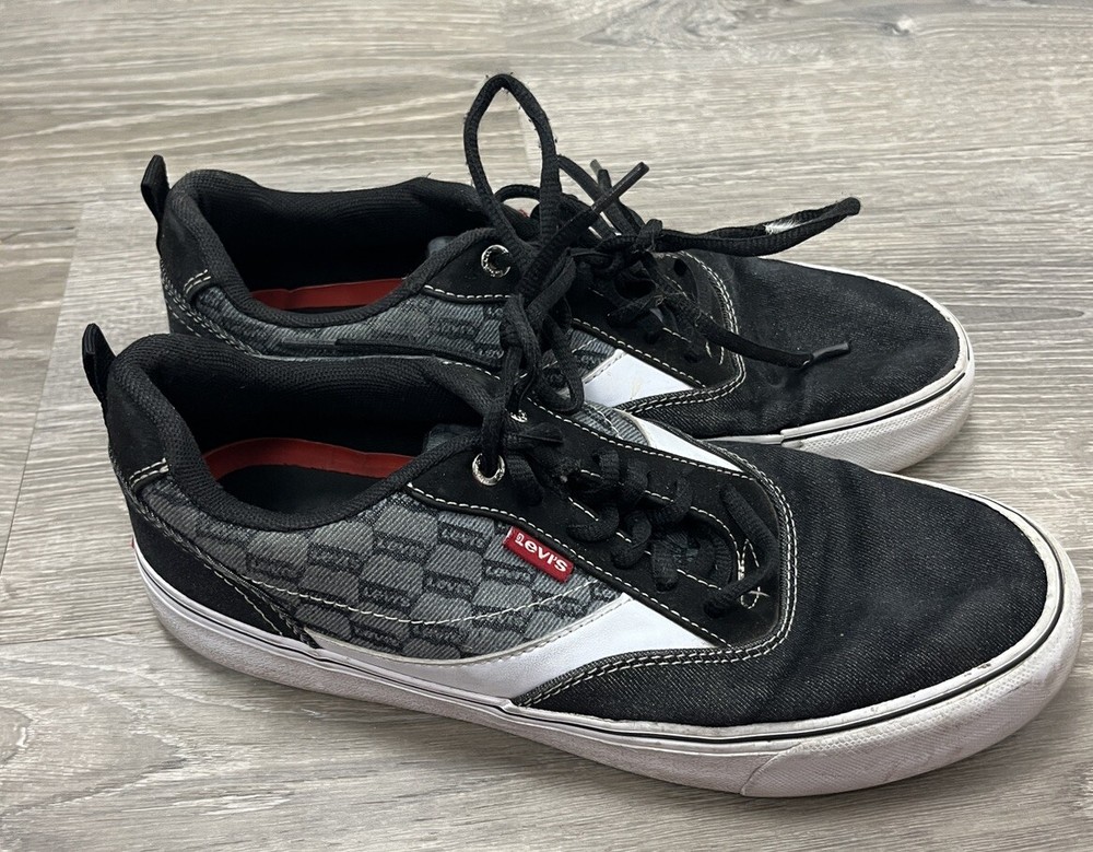 Levi’s Shoes Canvas Low Top Casual Sneakers Black Gray Levis Logo Mens Size 8.5