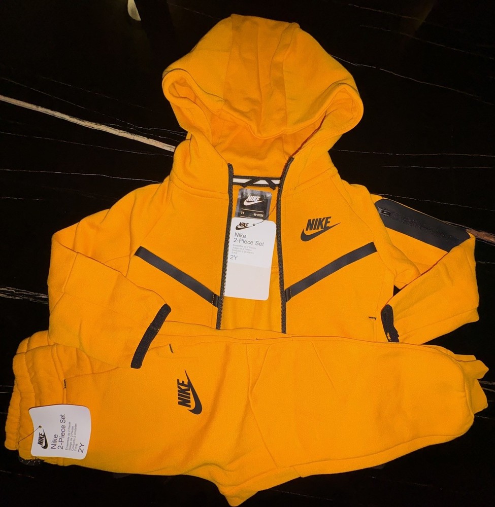 Nice Golden Yellow Kid Nike Tech Set (Size 2Y)