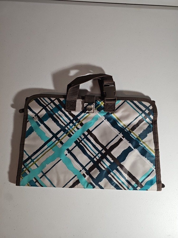 Thirty One 31 Teal Sea Plaid Jewelry Cosmetic Hanging Tri Fold Organizer Travel