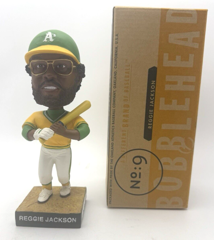 2004 OAKLAND A'S SGA REGGIE JACKSON MR. OCTOBER CACHE CREEK BOBBLEHEAD