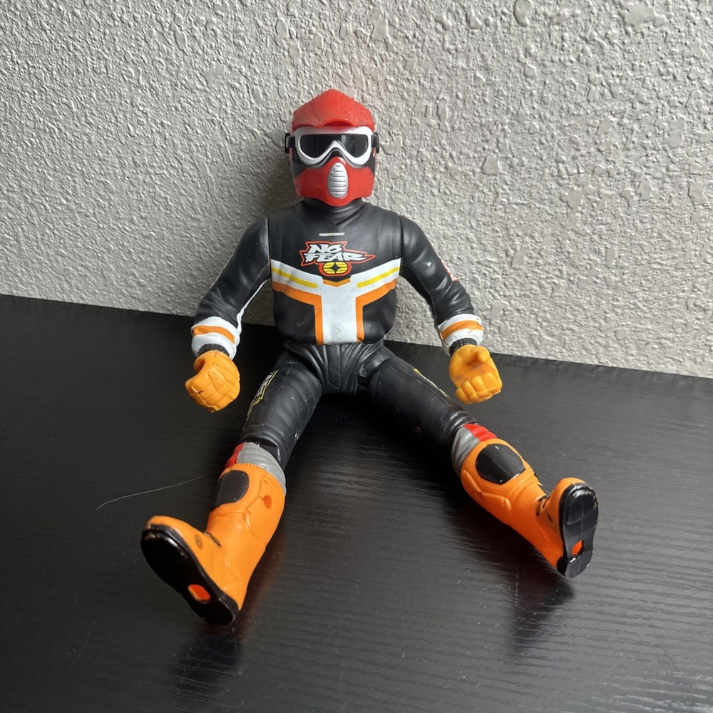 TYCO RC XTREME MOTO-X CYCLE TRAVIS PASTRANA REMOTE CONTROL BIKE