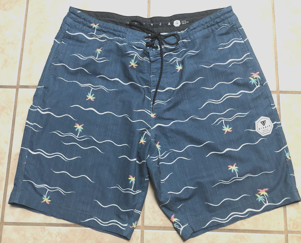 Men's Vissla Board Shorts Size 34