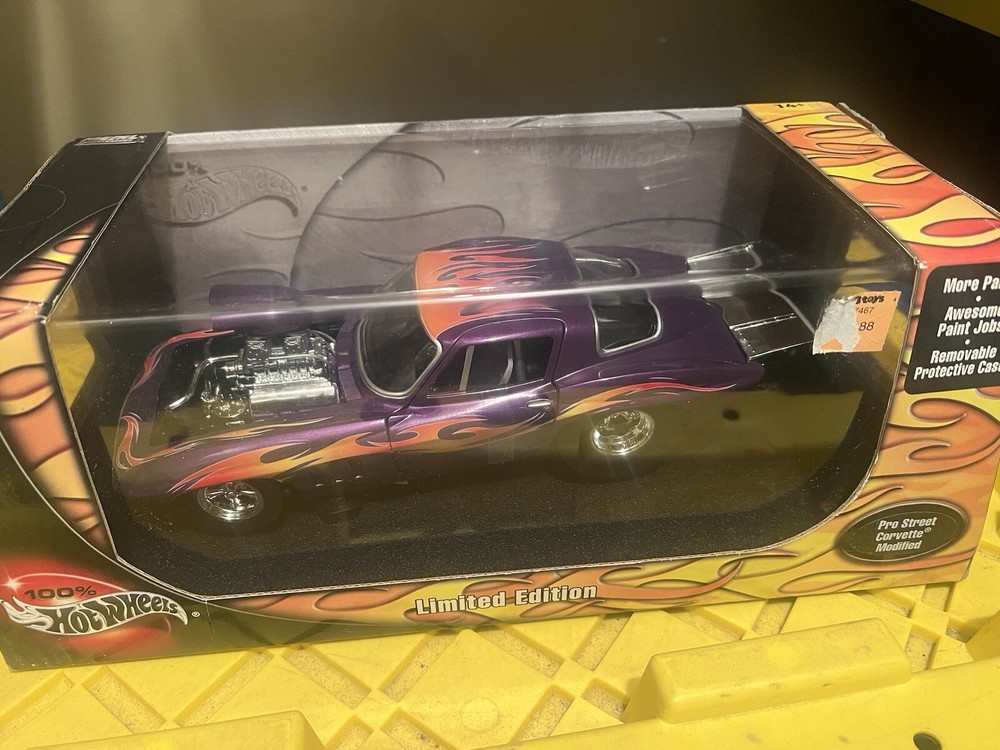 Hot Wheels Purple Corvette Pro Street Modified 1:18 Scale