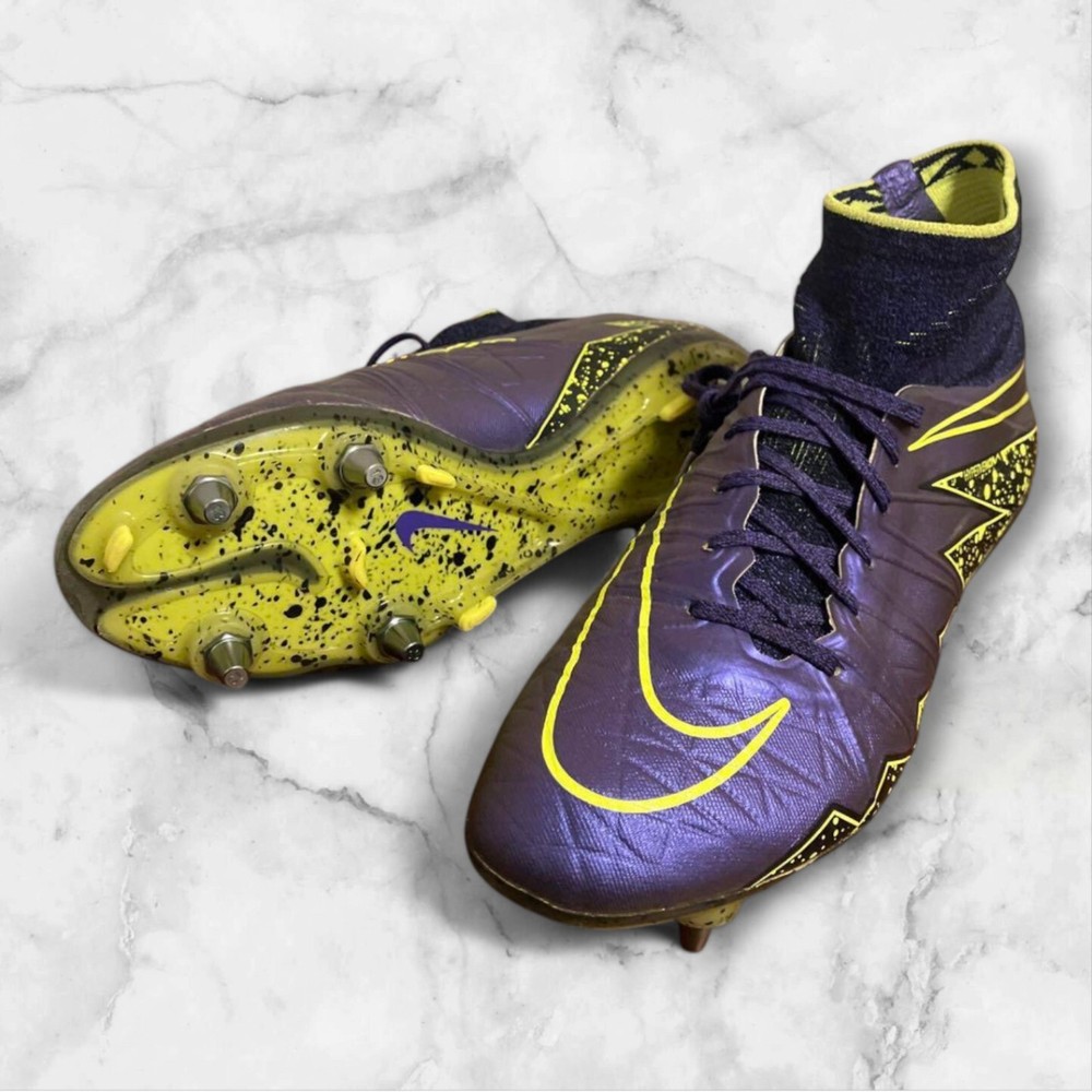 Nike Hypervenom 2 SG Soccer Cleats US 7, Excellent Condition, 2 Uses