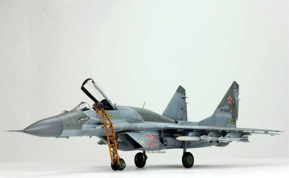PreSale Russian Mig-29 SMT Fulcrum 1:48 Pro Built Model-image