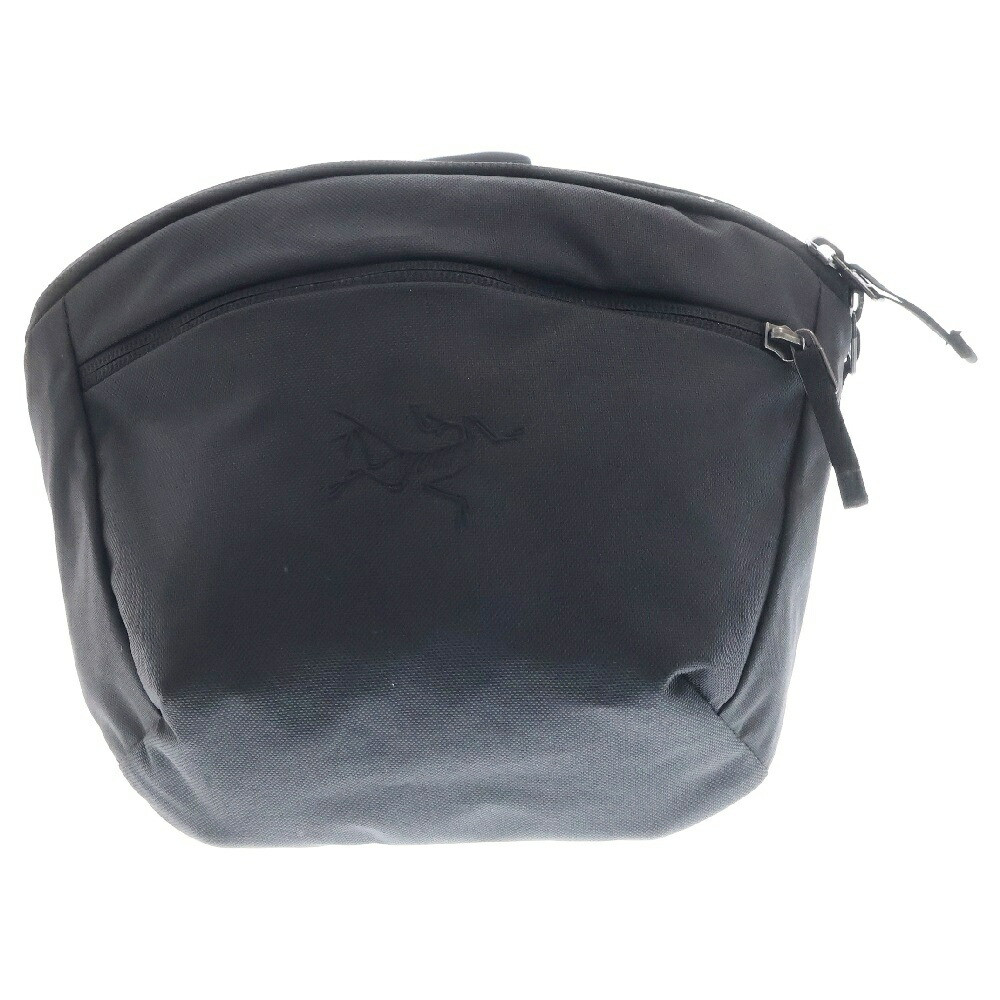 Men’s Arc’teryx Mantis 2 Black Sling Bag Shoulder Fanny Pack