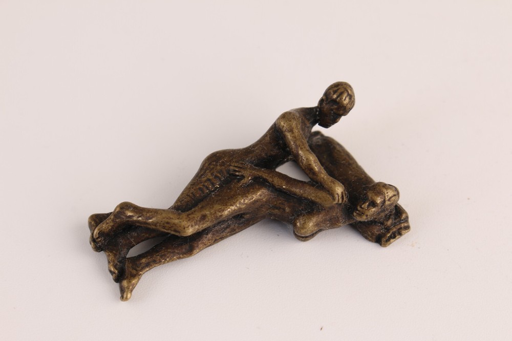 Mini Art collection bronze art girl Figure statue netsuke tea pet decoration