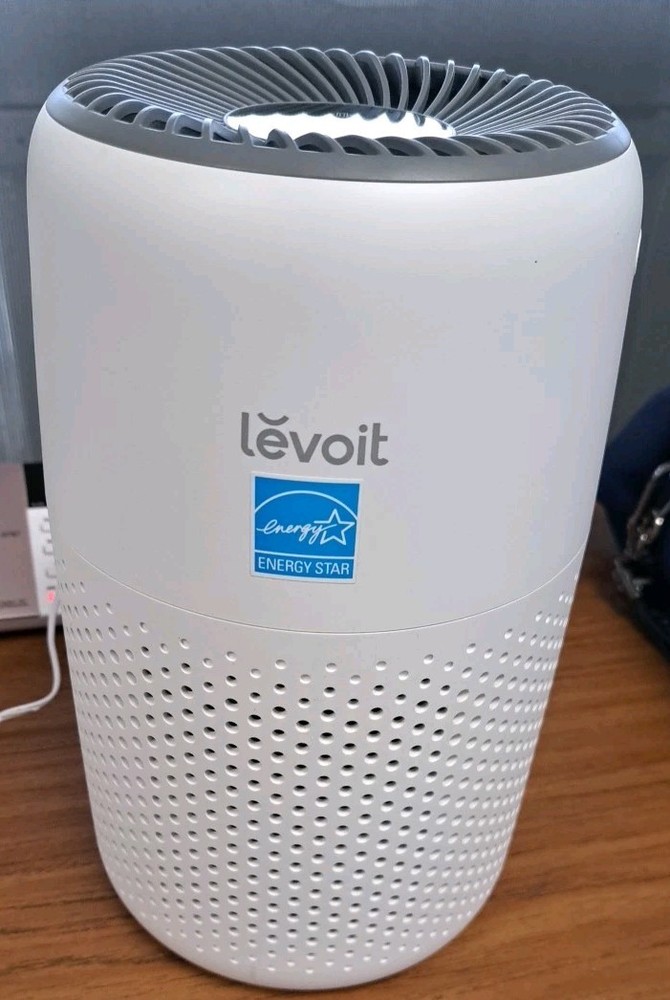 Levoit Core Mini Air Purifier, White, LAP-C161-WUS with cord/1 Filter