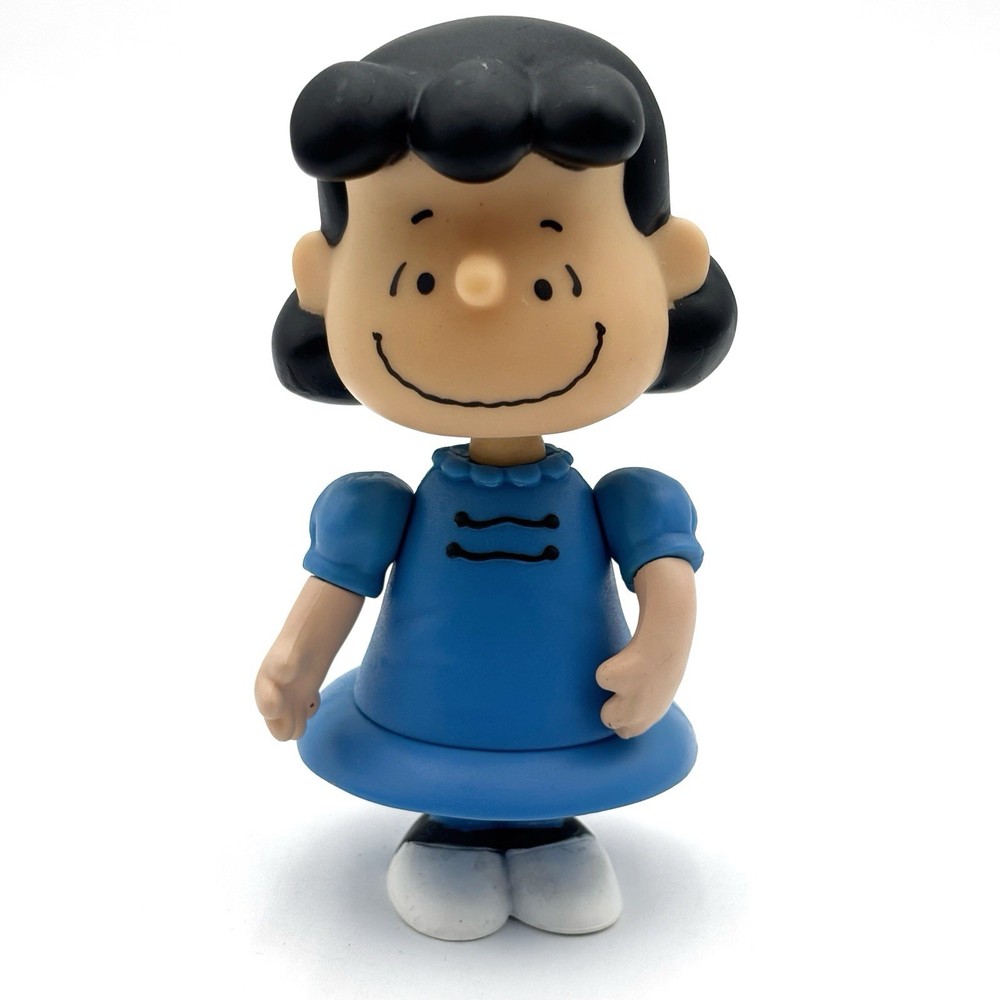 Vintage 2002 UFS Peanuts Lucy Van Pelt 5-Inch Movable Hard Plastic Figurine